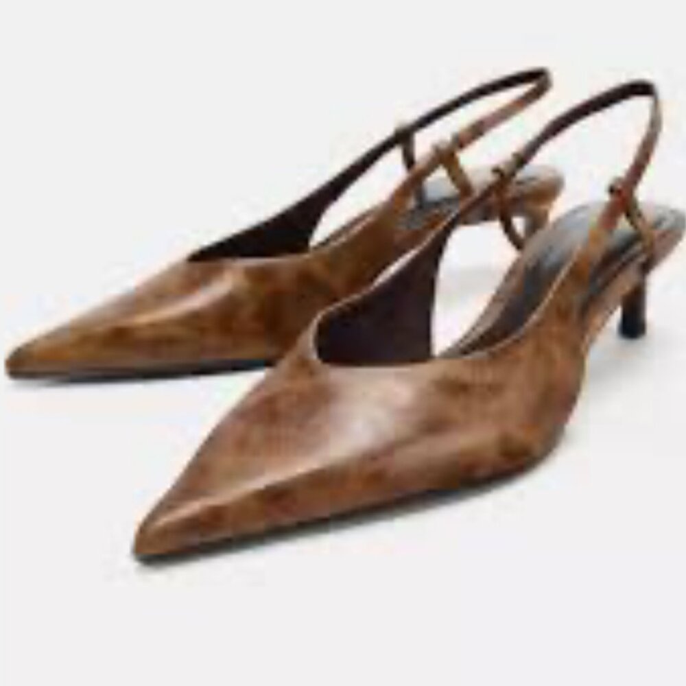 Zara “Worn Effect” Kitten Heels size 39 (8.5) 🆕